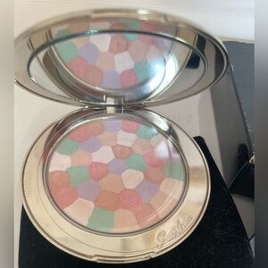 New Guerlain Météorites Voyage in Silver Floral Compact